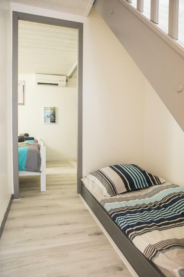 Villa Sea And Surf Сорт-Осгор Екстериор снимка